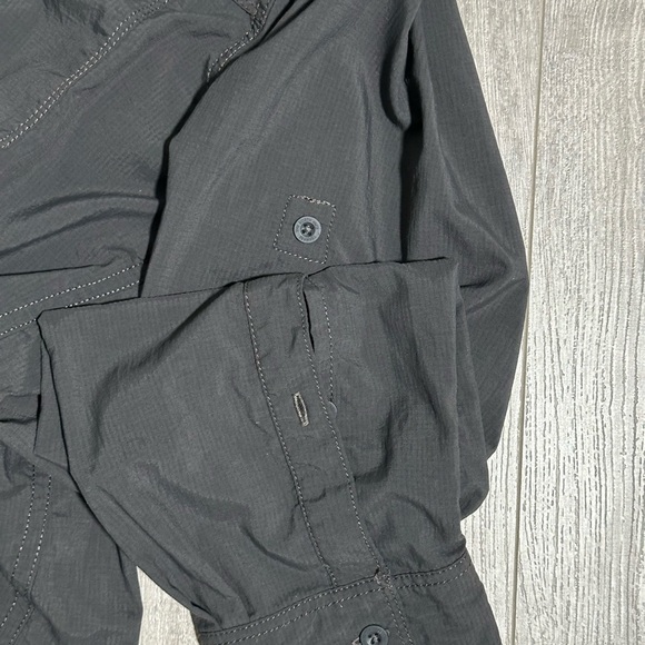 The North Face Black Lightweight Shirt Jacket - Picture 7 of 11